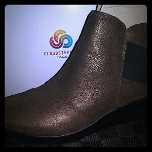 Clarks Cloudsteppers Wedge Ankle Boots